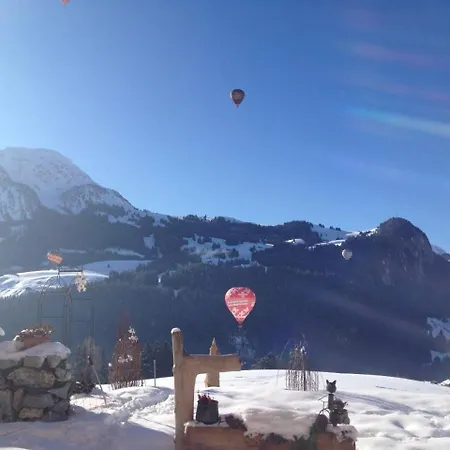 Mountain Top Chalet With Fantastic Views *