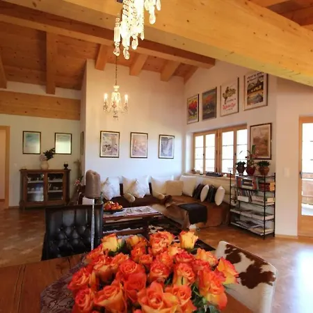 別荘 Mountain Top Chalet With Fantastic Views シャトー・デー